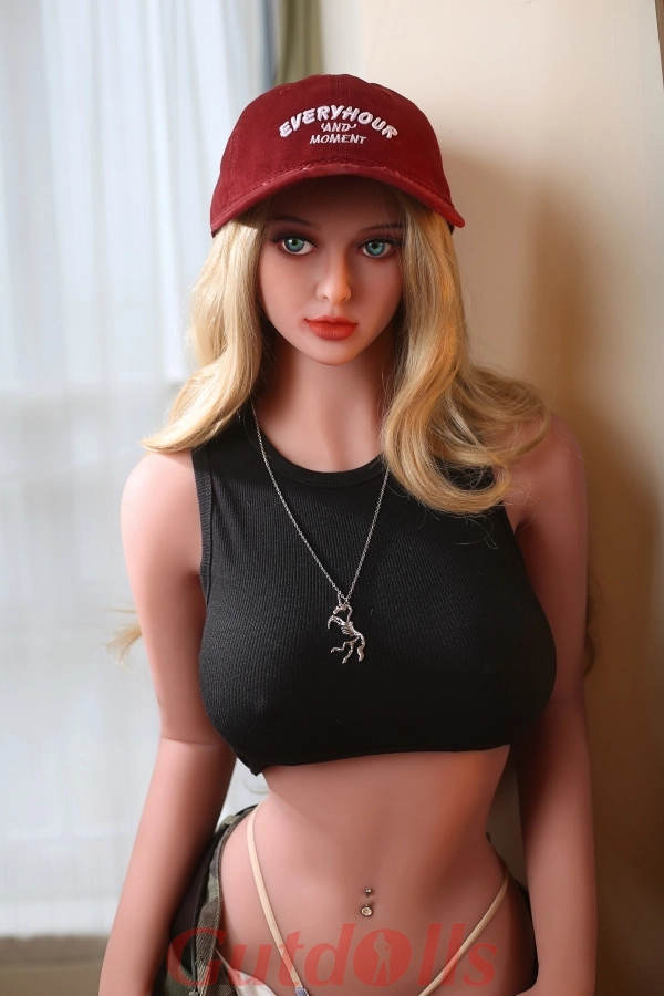 158cm Groß Blond Mittlerer Brustumfang Konfektionsgröße N144 Kopfumfang Thalia