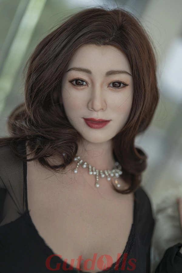 sexdoll Hao-2 caprice premium Reifer Charme