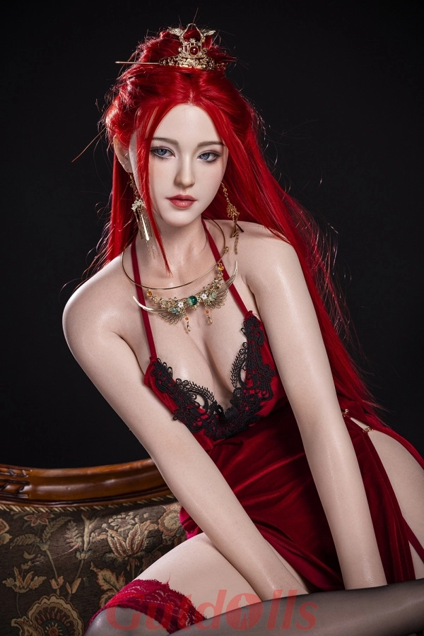 Iris-4 sexpuppe nessa