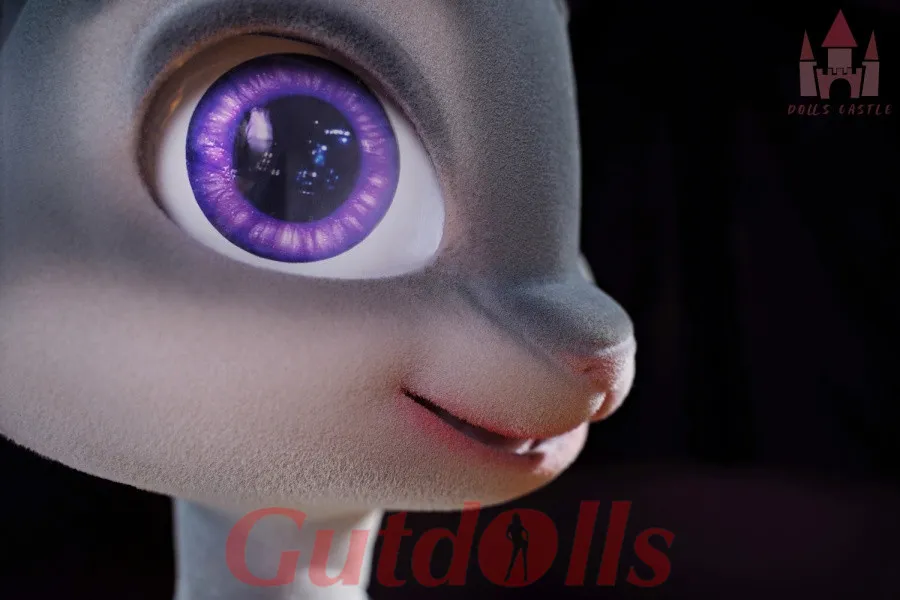 C-Cup top sex clubs