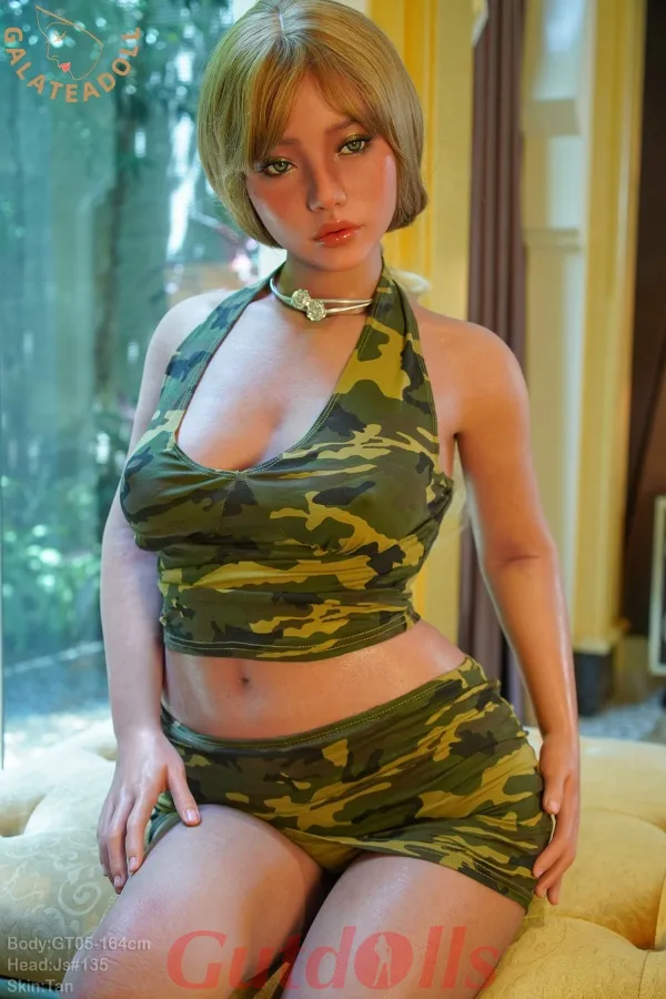 Djenna sexpuppe nessa