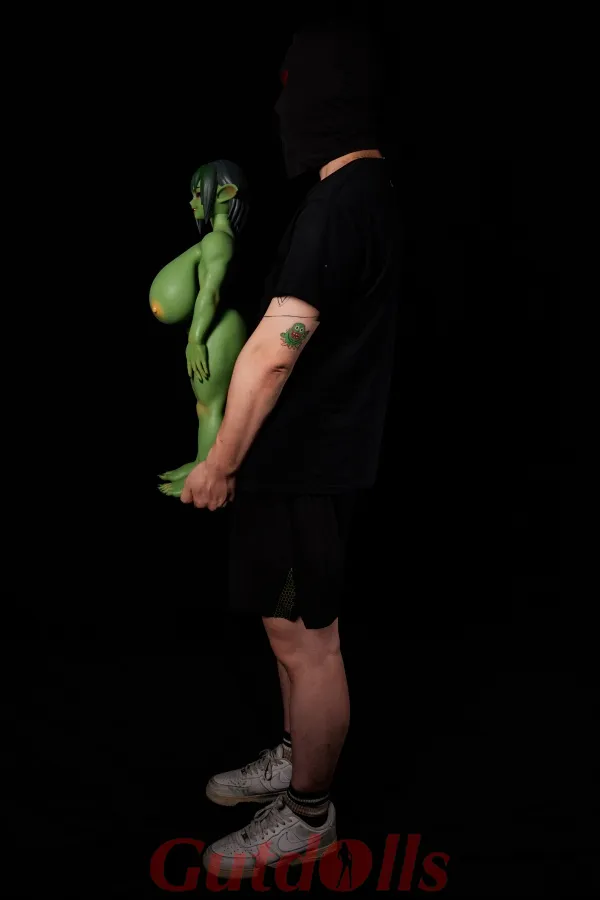 sexpuppe Zarga kopf