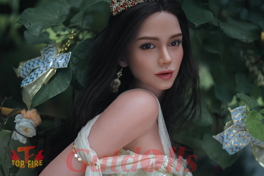 brandi Ivory love doll Zart Sanft