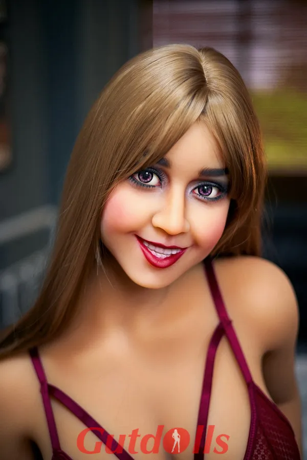 Tanned Irontech doll online