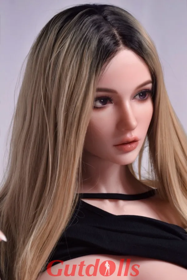 luxury sex dolls lvanka Ricci ElsaBabe