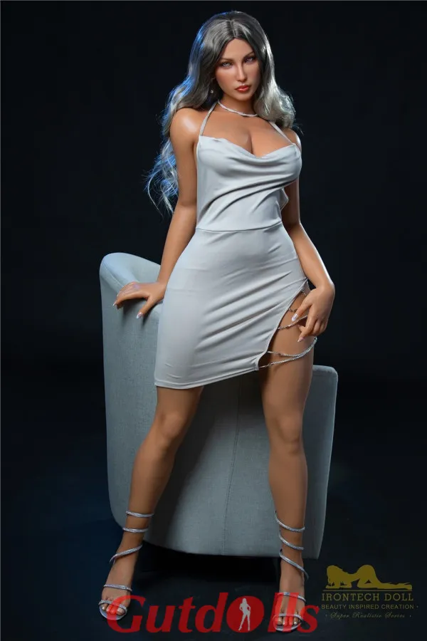 Irontech doll Catlin Photos