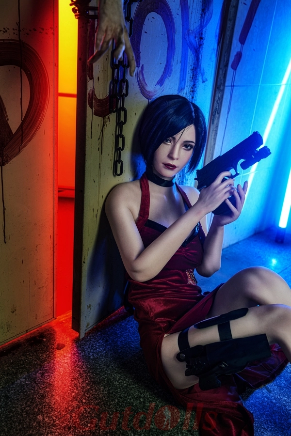 puff mit sexpuppen Ada Wong