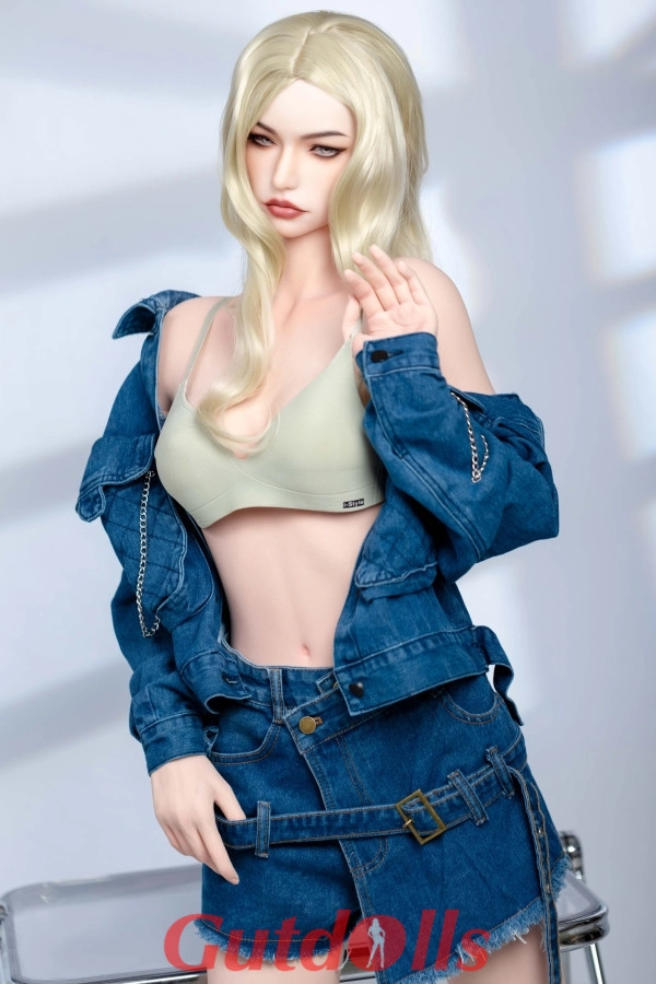 sophy Rhea 165 DL dolls