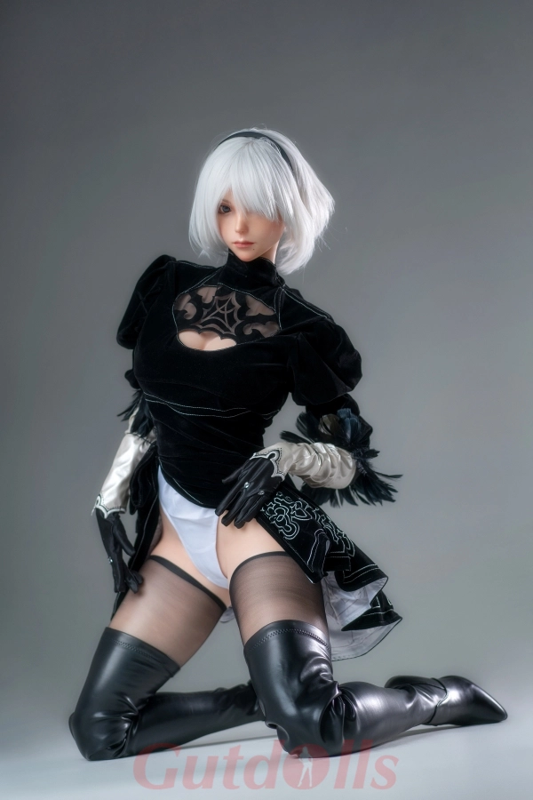 rothaarige elfe 2B-YoRHa