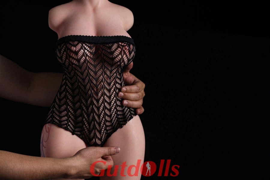 Torso sex mit sex puppe