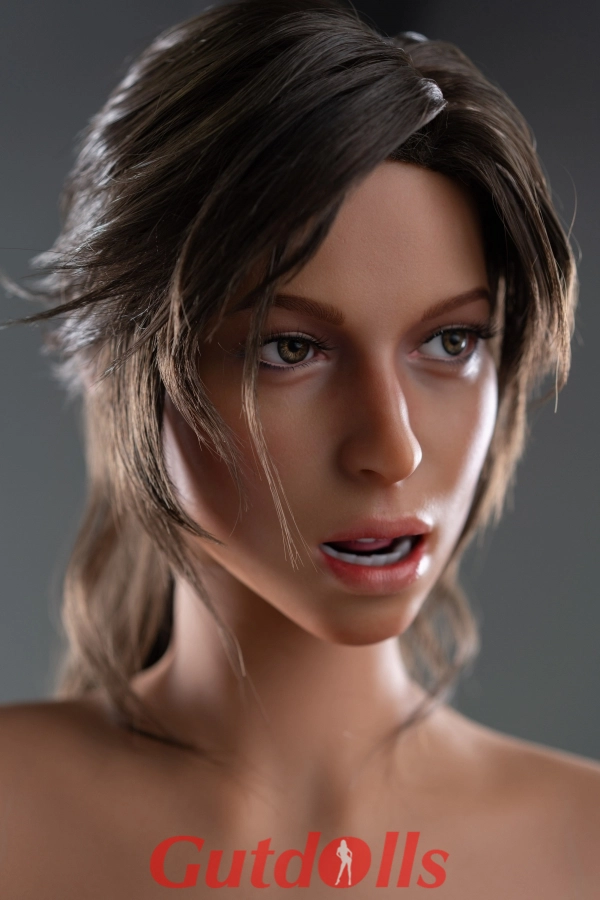 pokemon Game Lady begleiterin doll eyes Lara Croft