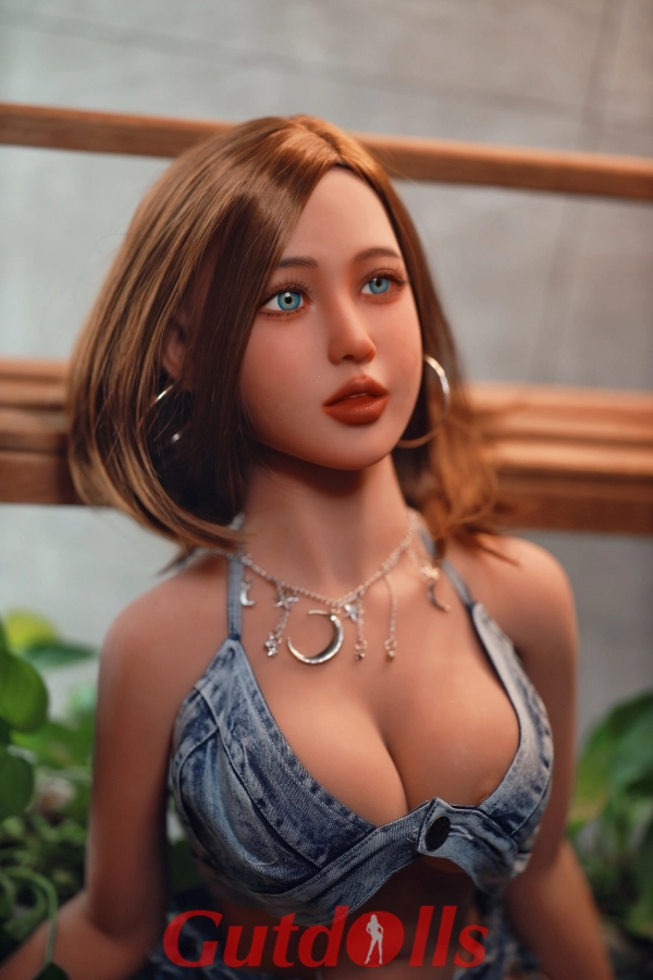 Lifesize-cm fake sex doll