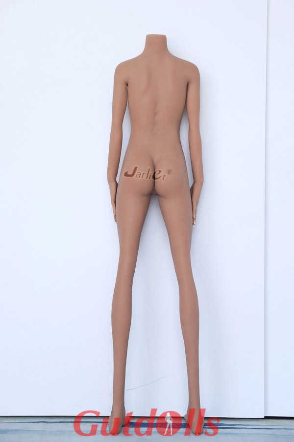 Maggie Jarliet Sex doll box 2