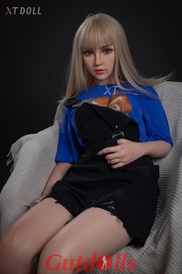 XT 164cm 5ft4 C-Cupcm XT sex doll