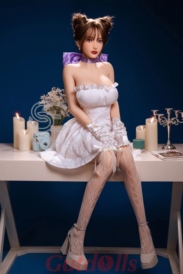 Makoto.C erotic dolls