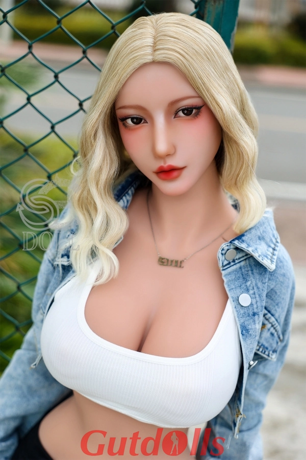 Makoto.A erotic dolls