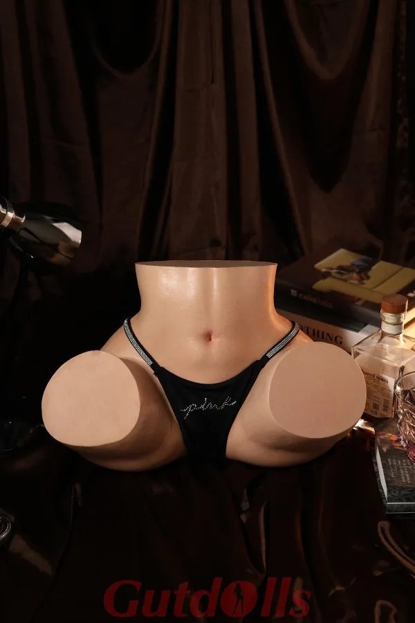 Yeloly Torso dollz