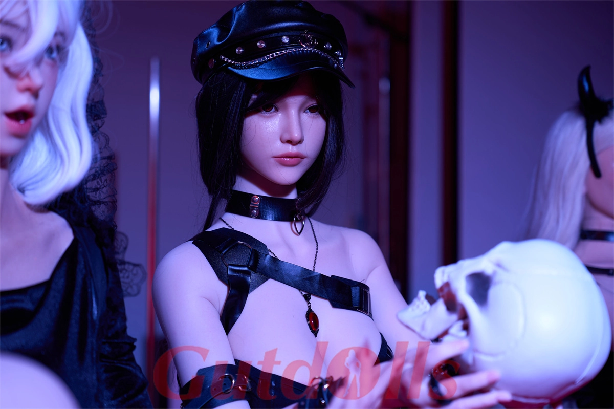 Elegante Doll Senior