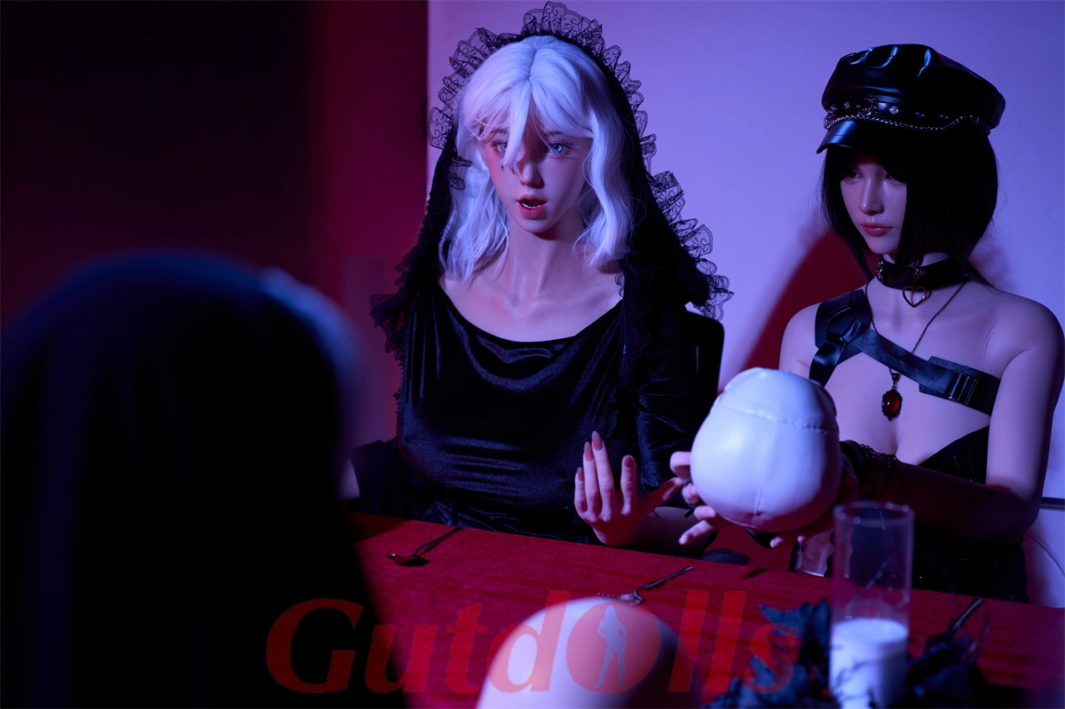 Halloween Sexpuppe GutDolls