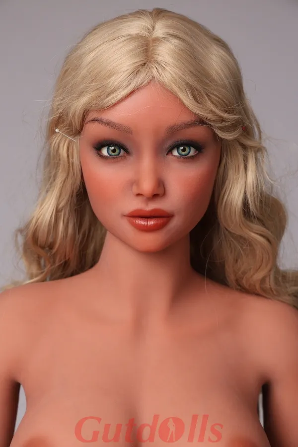 Ronja - Bildender Künstler 166cm C-Cup