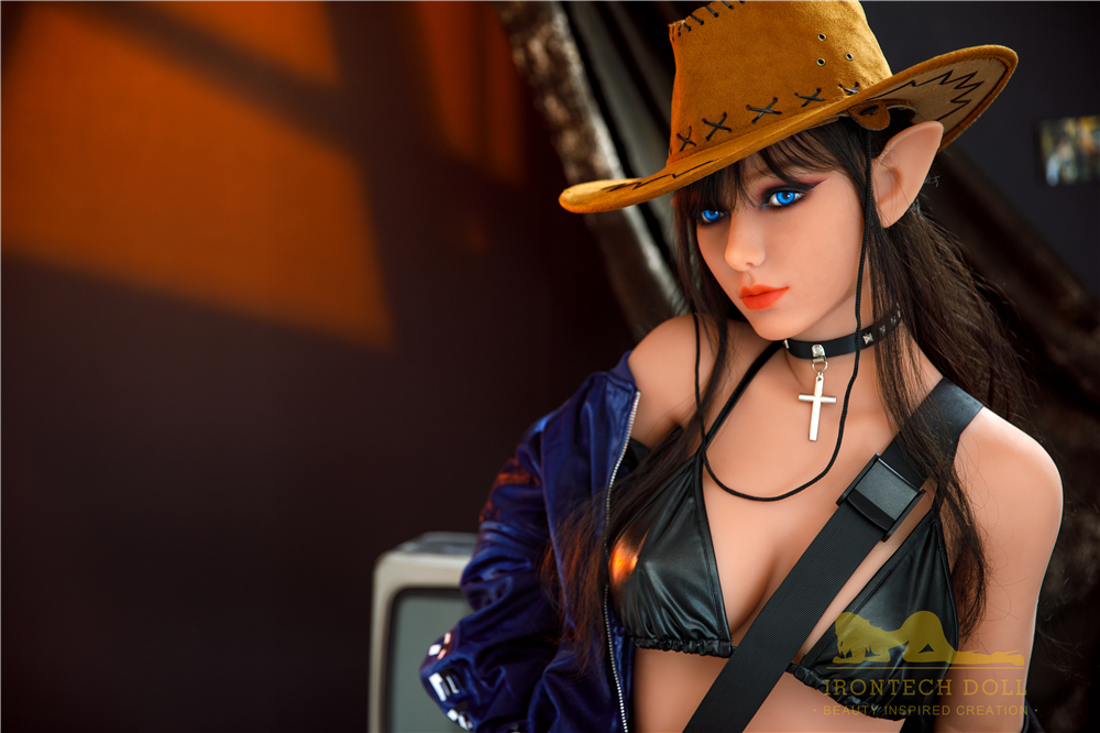 Irontech doll