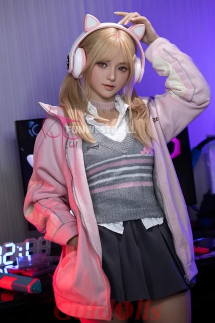 European Alice - 159cm A-Cup