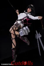 sexpuppe wird Chloe gefickt