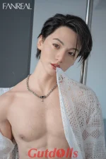sexpuppe wird Kevin gefickt