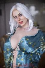 Eine Fantasieelfe doll4me club Lidiya