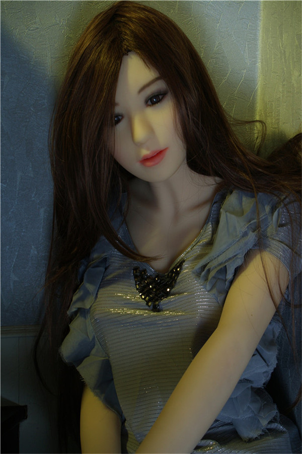 mann mit Dolly sexpuppe mann mit Dolly sexpuppe