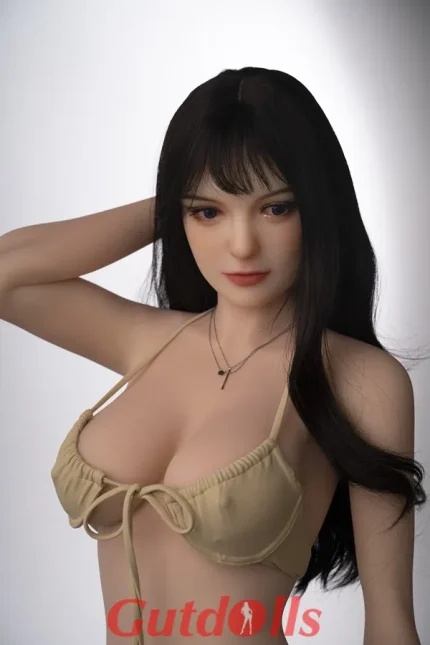 sexpuppe wird gefickt