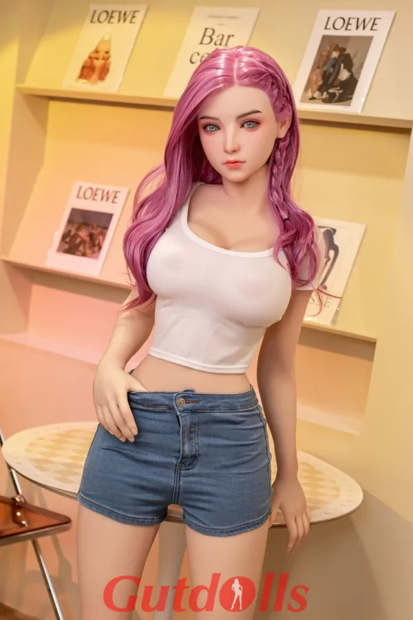 sexpuppe wird Jekaterina gefickt sexpuppe wird Jekaterina gefickt
