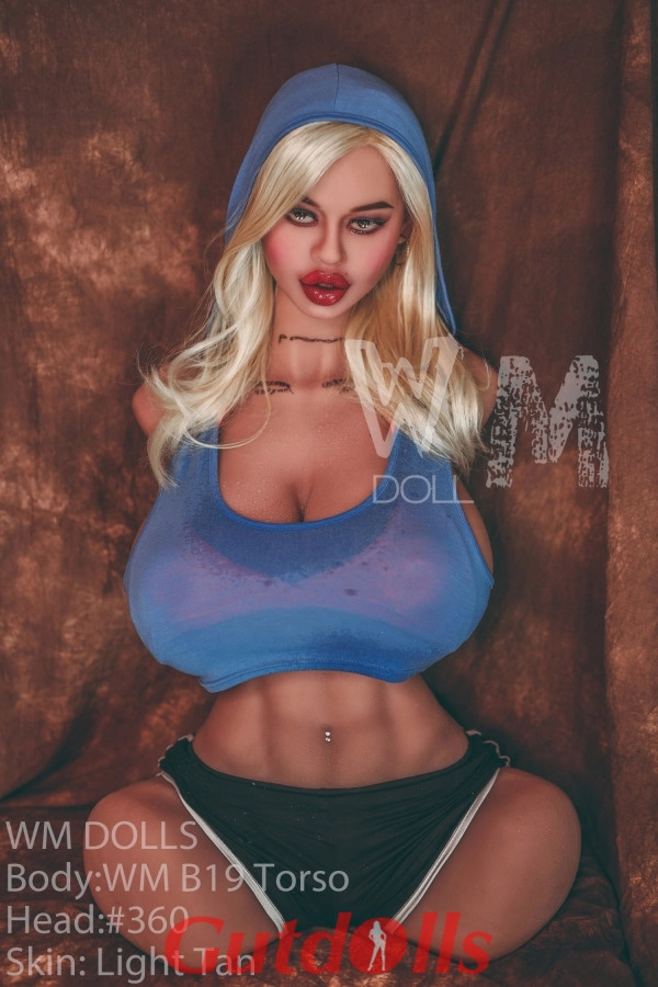 B19 Torso mann mit sexpuppe B19 Torso mann mit sexpuppe