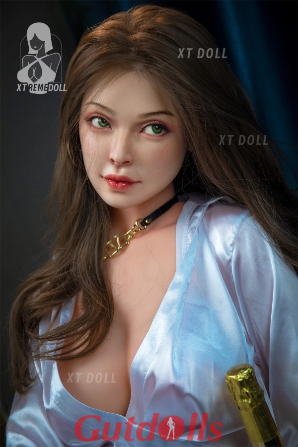 XT doll XT doll