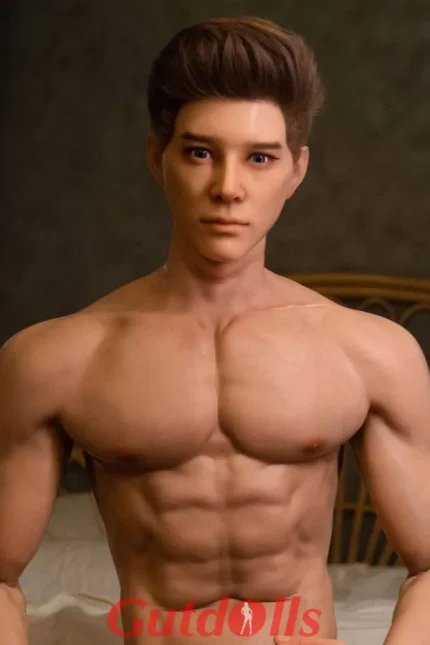 Ronin begleiterin puppe real