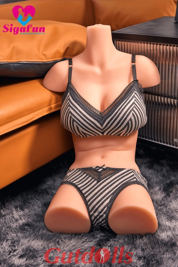 Akiko bordelle shop sexpuppe Akiko bordelle shop sexpuppe