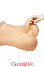 sexpuppe wird Johannes gefickt