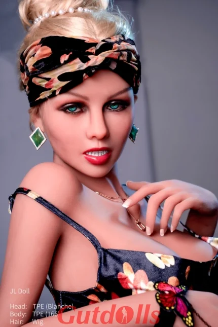 Blanche bordelle shop sexpuppe