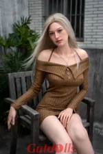 sexpuppe Ursula wird gefickt