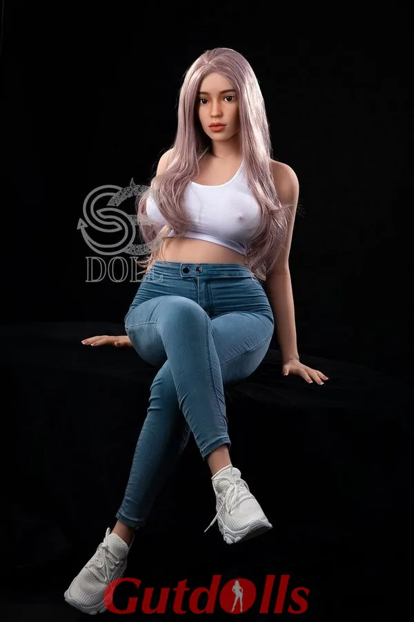 sexpuppe wird gefickt sexpuppe wird gefickt
