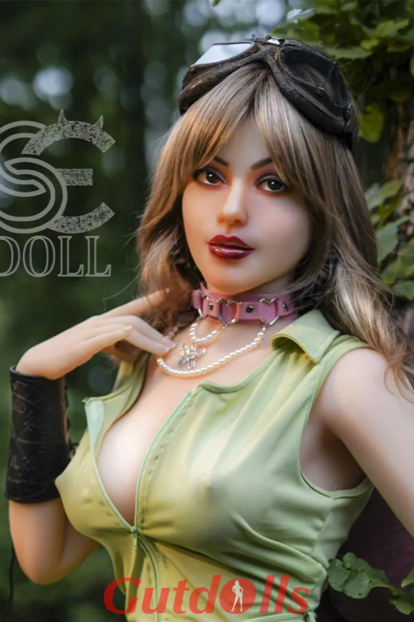 sexpuppe wird gefickt sexpuppe wird gefickt