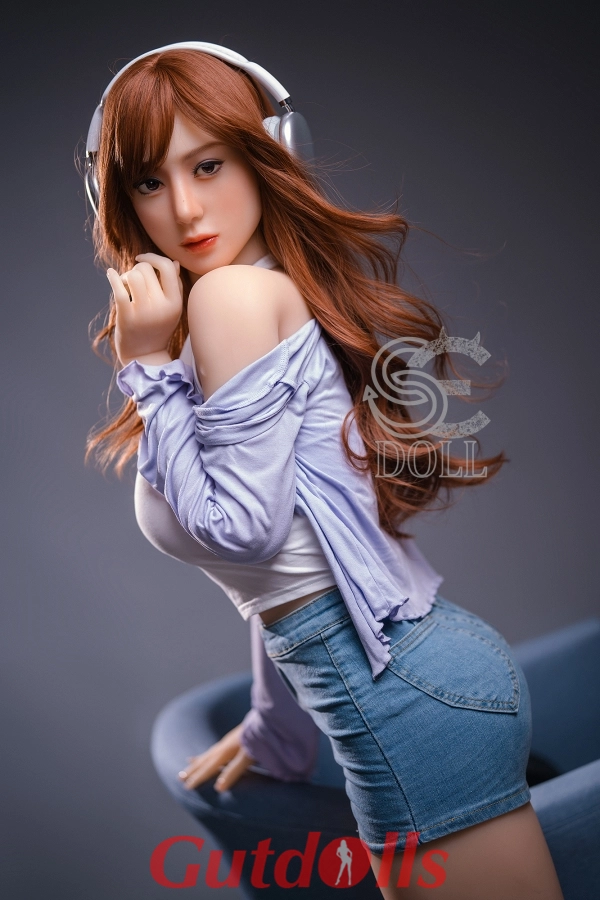 Skyler.B mann mit sexpuppe Skyler.B mann mit sexpuppe