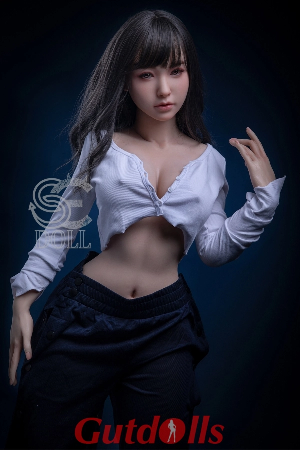 Nana.C mann mit sexpuppe Nana.C mann mit sexpuppe
