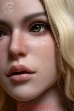 Sophia Lane.A mini silikon sexpuppe