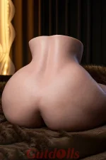 17kg cleaning a Yeloly Torso doll